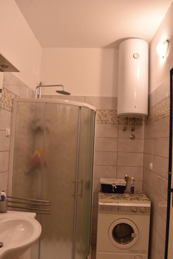 Apartment Riviera พูลา ภายนอก รูปภาพ