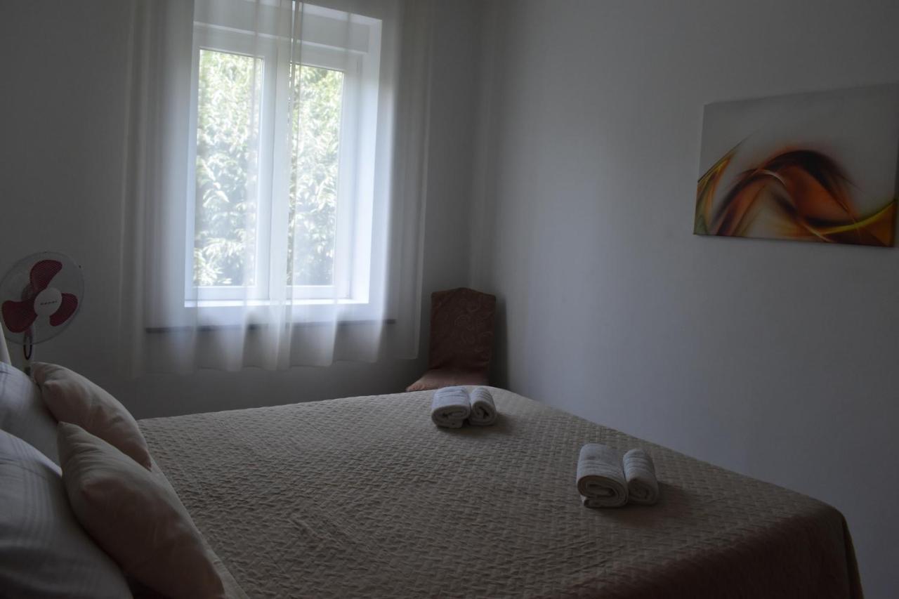 Apartment Riviera พูลา ภายนอก รูปภาพ