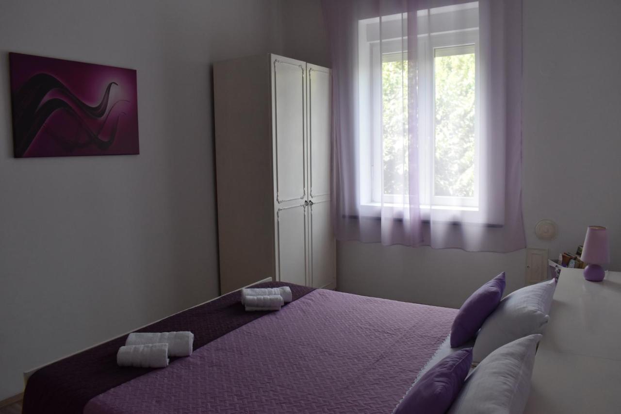 Apartment Riviera พูลา ภายนอก รูปภาพ